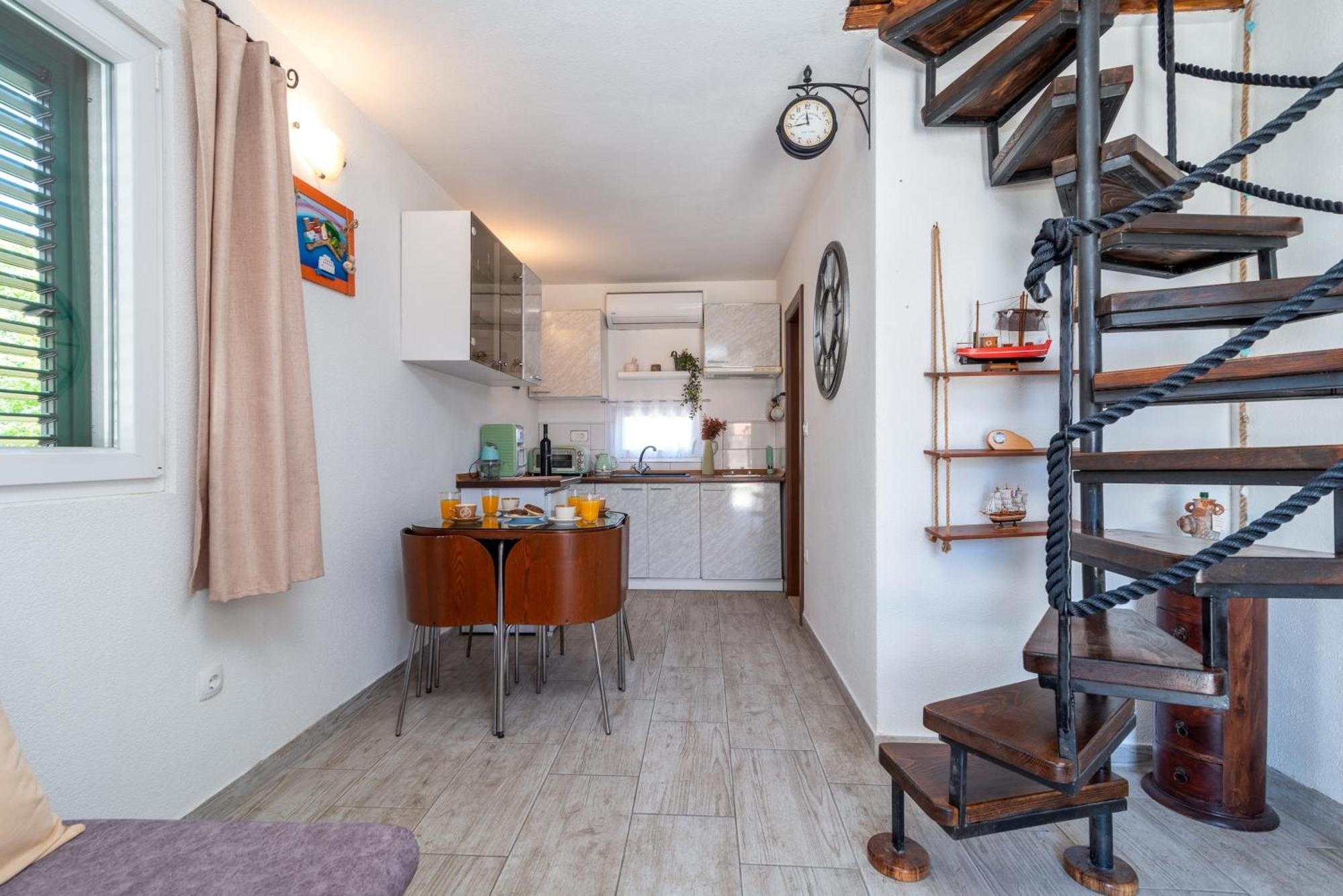 Studio Apartment Dona تروغير المظهر الخارجي الصورة